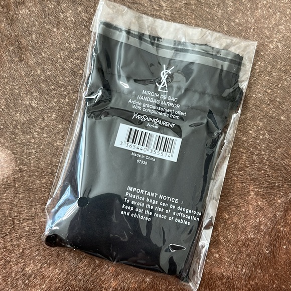 Yves Saint Laurent YSL Black Velvet Compact Cummerbund Travel Mirror & Pouch Rar - Picture 9 of 9